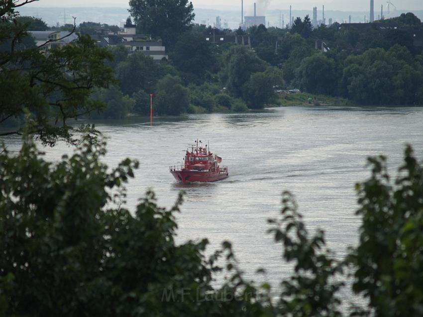 Feuerloeschboot 10-2      P127.JPG